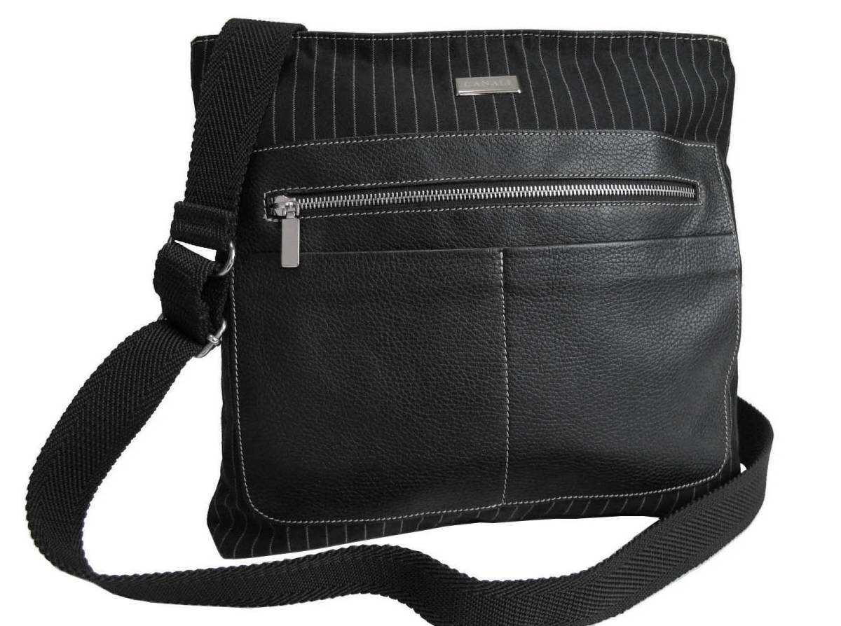 新着商品 ■ 未使用 本物 ■ CANALI　イタリア製　メッセンジャー バッグ ■ ショルダーバッグ
