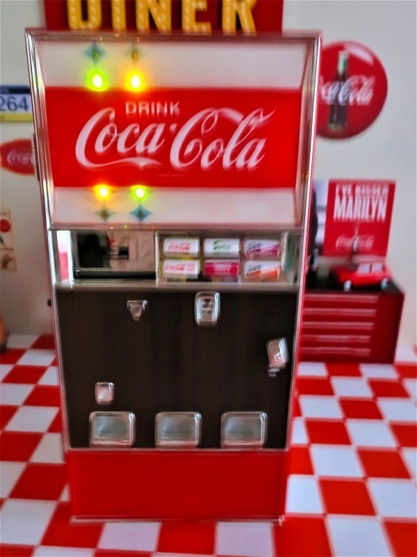 コカコーラ自販機型 ミュージックバンク CK110627 レア オープニング 