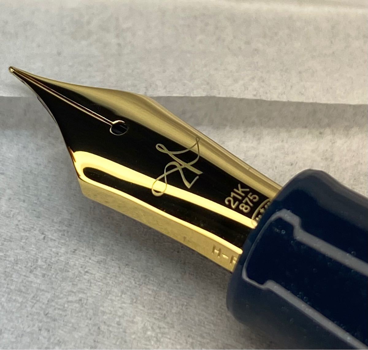SAILOR セーラー プロフェッショナルギア万年筆 細字 2021-21K SAILOR セーラー プロフェッショナルギア万年筆 細字 2021-21K