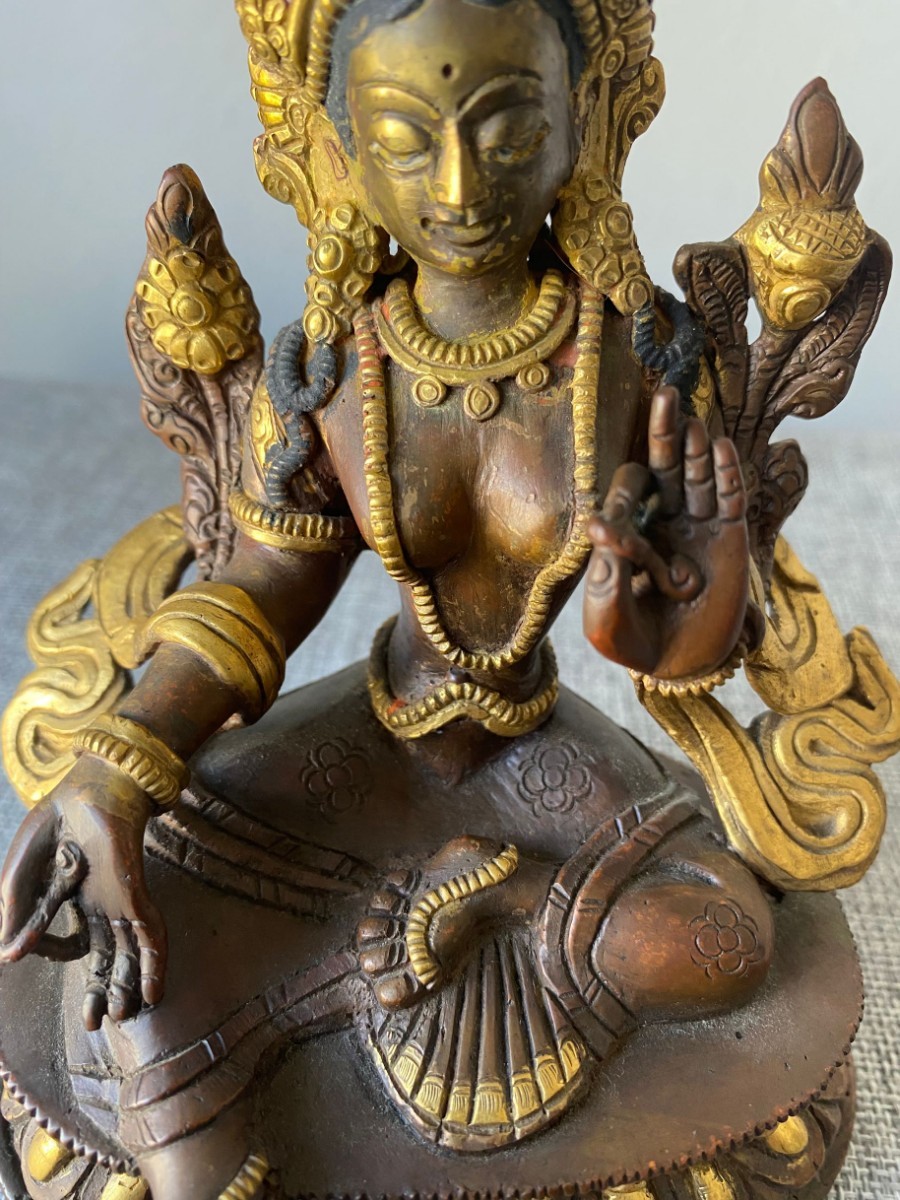 中国古玩　時代物　銅製　チベット仏 仏像　高約16cm　 仏教美術　骨董品サイズ16×13ｃｍ 仏教美術 唐物 貴重 董