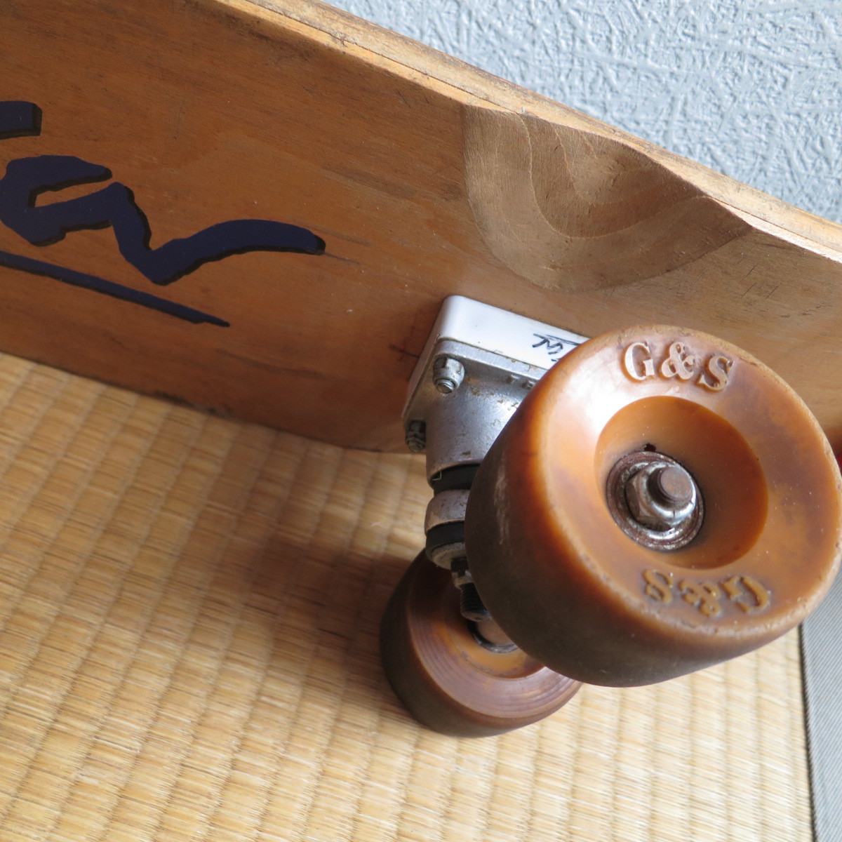 TONY ALVA トニーアルバ 70's スケートボード TRACKER TRUCK G&S TONY ALVA トニーアルバ 70's スケートボード TRACKER TRUCK G&S