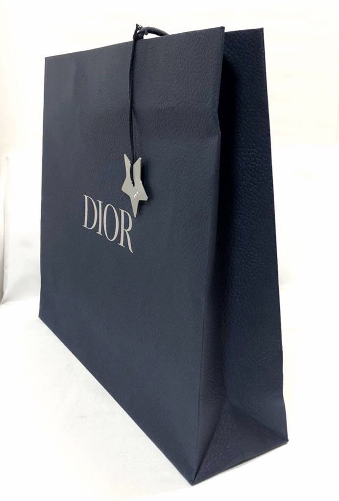 クリスチャン・ディオール「Christian Dior」ショッパー 紙袋 (70) 星のメタルチャーム付き ネイビー×シルバー 42×35×10cm バッグ用_画像4