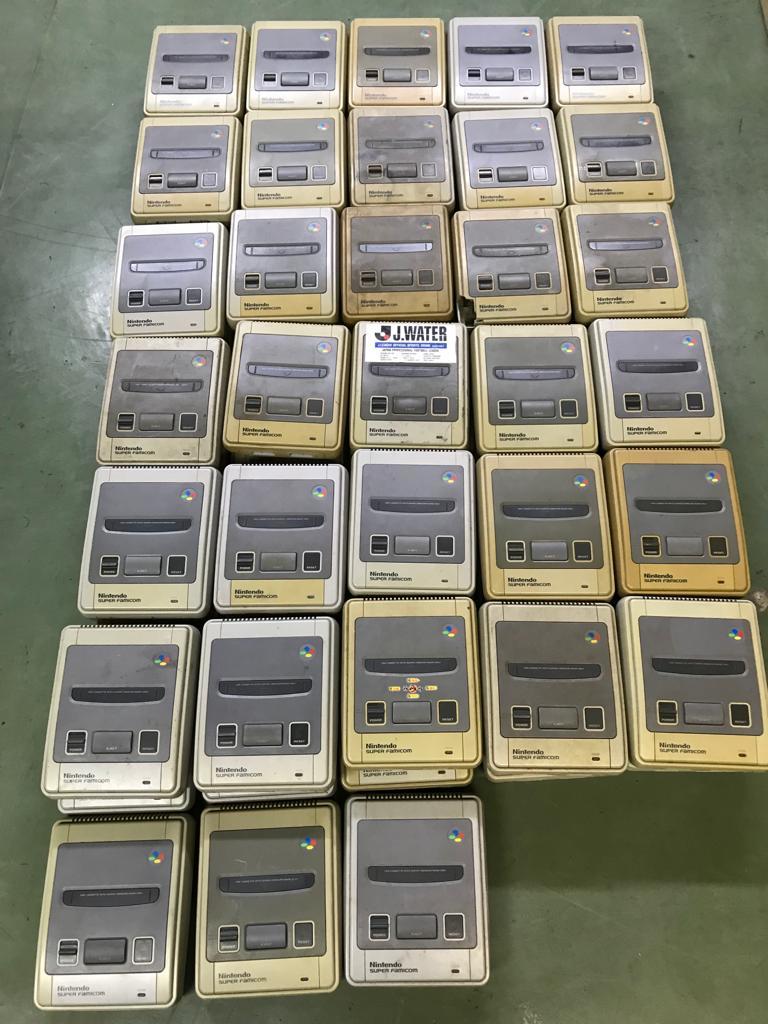  任天堂　ニンテンドー　スーパーファミコン 本体　63台　まとめ　NINTENDO　Super Famicom_画像1