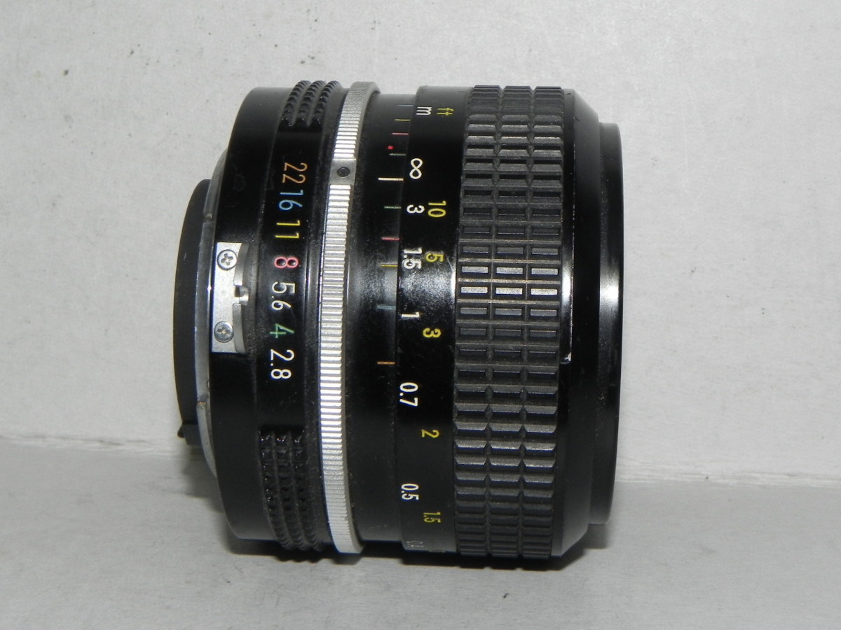 Nikon NIKKOR 24mm / F 2.8 レンズ(品)