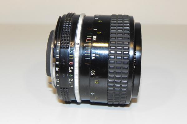 **中古良品　Nikon NIKKOR Ai 35mm/f2 レンズ*_画像1