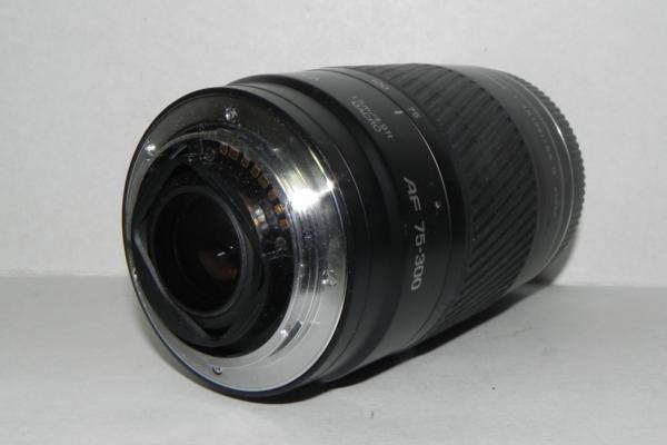 *中古品　Konica Minolta AF 75-300mm/4.5-5.6(D) レンズ*_画像3