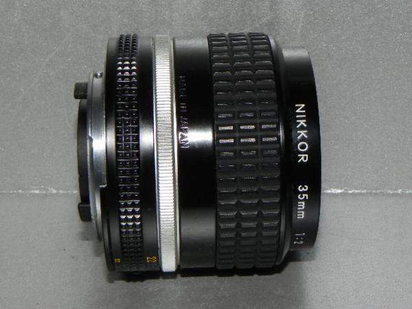 **中古品　Nikon Ai-s 35mm/f 2 レンス゛*_画像1