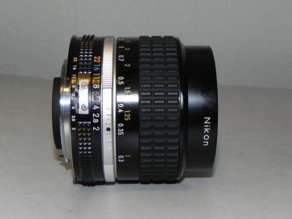 更に値下げ 中古品　Nikon Nikkor AI-S 35mm f1.4 S レンズ(単焦点)