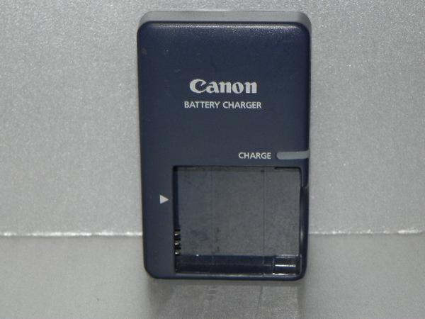 Canon CB-2LV バッテリーチャージャー(中古純正品)_画像1