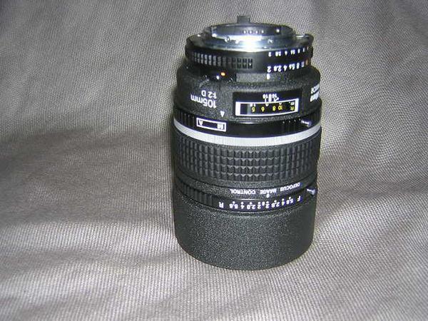 Nikon AF DC-NIKKOR 105mm/f 2D レンズ(中古良品)_画像3