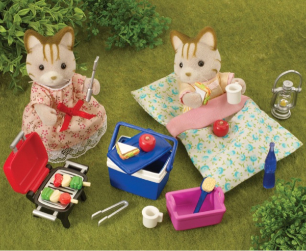 大人も着やすいシンプルファッション レア☆海外版☆新品☆シルバニアUK☆BBQ&キャンプセット♪ 日本未 シルバニアファミリー