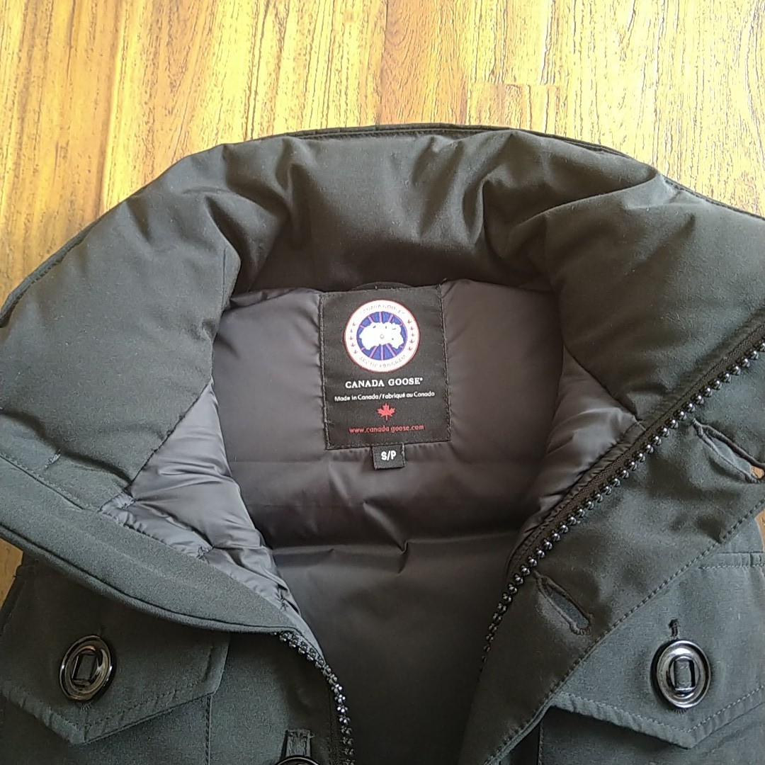 カナダグース CANADA GOOSE モントリオール ダウンベスト S 黒