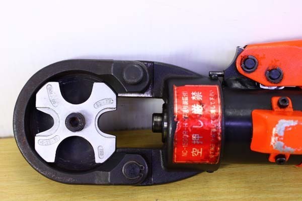 ○西田製作所 NC-150DR-H ロータリー油圧端子圧着機 手動油圧式 ○西田製作所 NC-150DR-H ロータリー油圧端子圧着機 手動油圧式