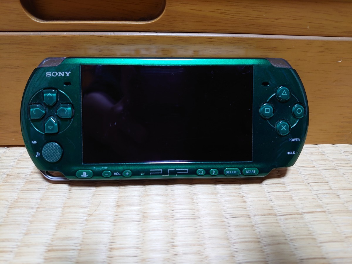 PSP3000 グリーン ジャンク扱い サルゲッチュ、ハートの国のアリス付き 