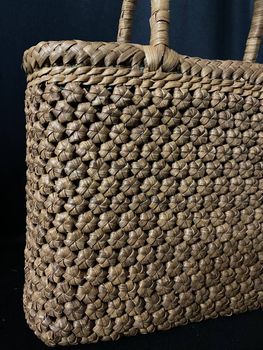 ラスト一点 国産蔓使用 超おしゃれな 極細4ミリ花編み 職人手編み 