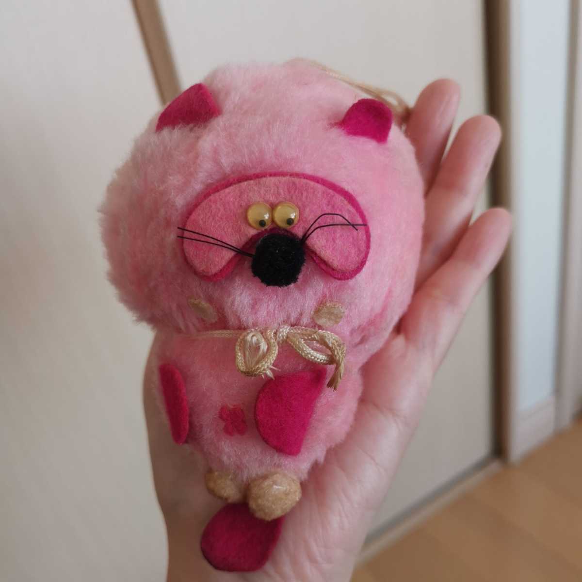 Yahoo!オークション - レトロ ピンク たぬき 昭和レトロ Yahoo!オークション - レトロ ピンク たぬき 昭和レトロ