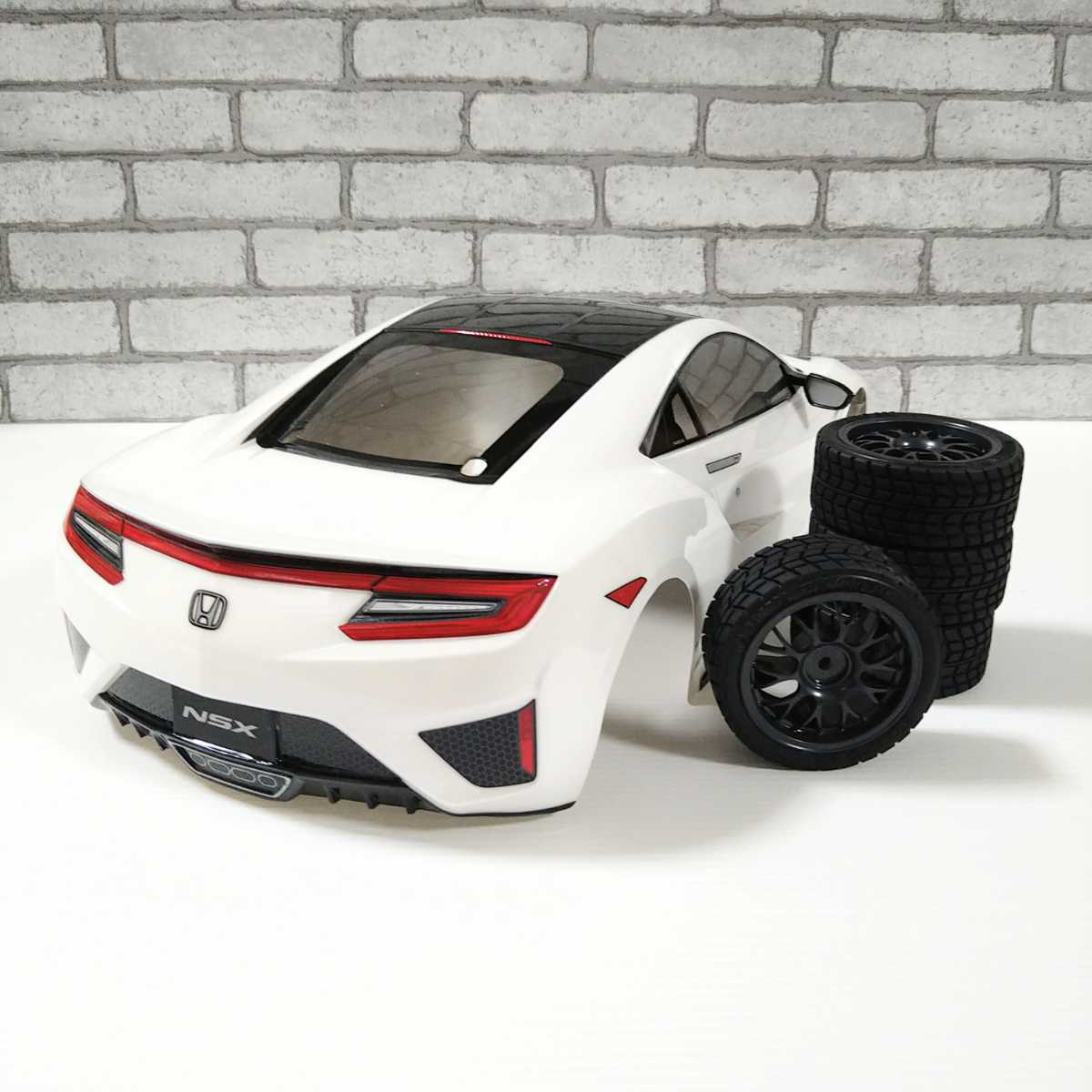 【未使用】1円〜 ★★タミヤ 1/10RC NSX ボディ＆タイヤ・ホイールセット／メーカー塗装完成品,ラジコン,XB,TT-01・TT-02シャーシに♪_画像3