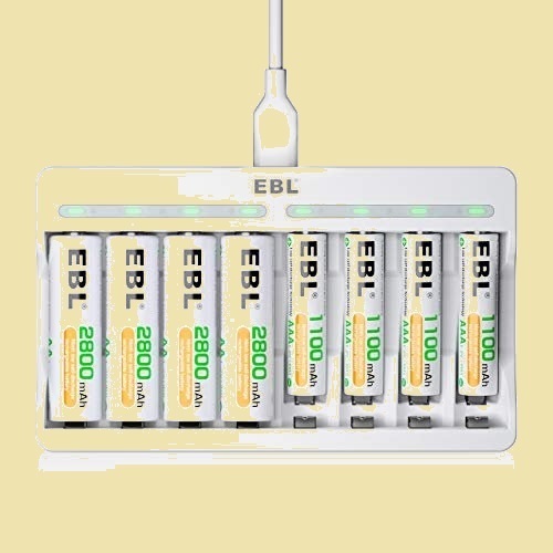 ☆未使用☆ 充電池充電器セット EBL Q-ZG 急速充電器+単三電池（2800mAh*4）+単四電池（1100mAh*4）パック LED搭載充電器_画像1