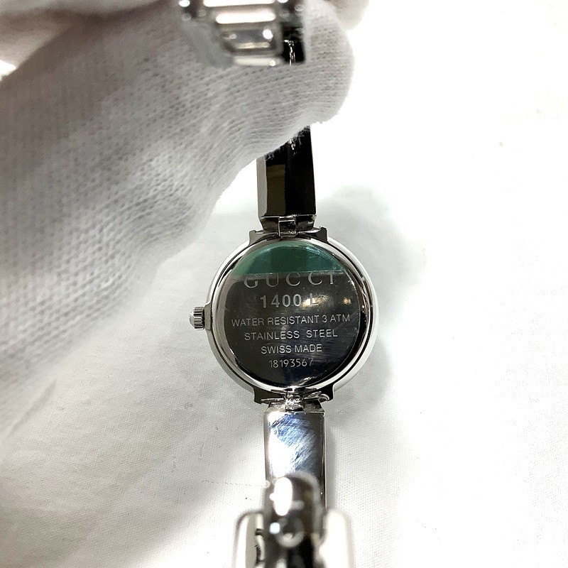 グッチ(GUCCI)未使用・完品 バングルクオーツレディース腕時計 1400L