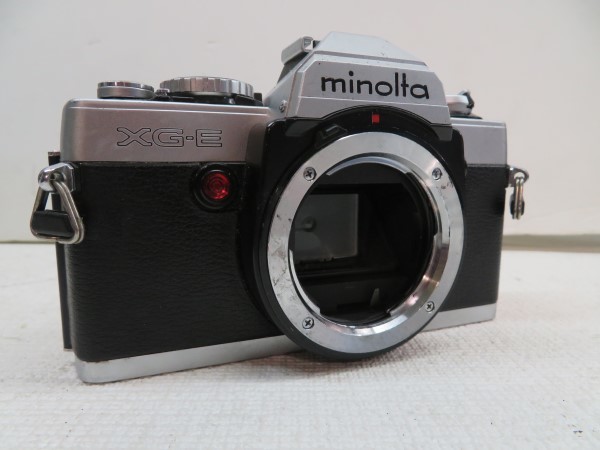 ★MINOLTA XG-E 一眼レフカメラ マニュアルフォーカス ミノルタ USED 51160★！！_画像1