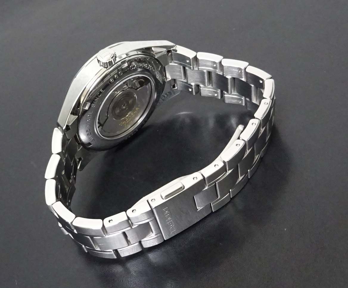 美品 TAG HEUER タグ・ホイヤー カレラ ツインタイム GMT WV2115-0 黒文字盤 メンズサイズ 自動巻 本物_画像10