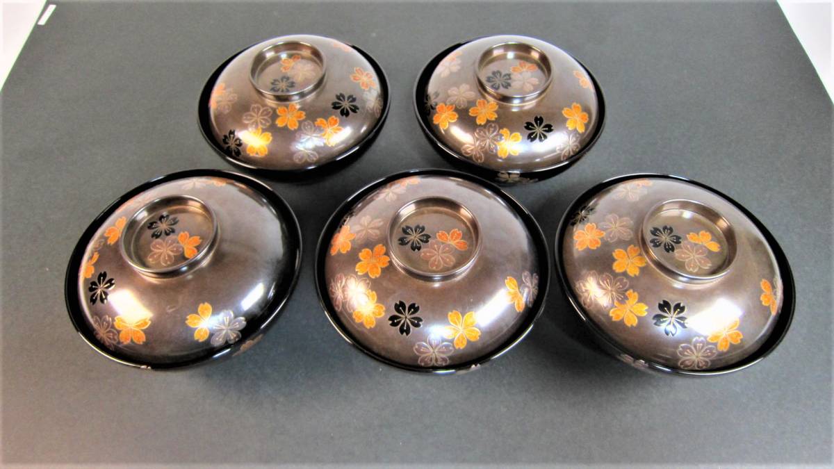 〇　漆器・蒔絵・椀・雪月花・懐石料理・5客　　（　漆6）