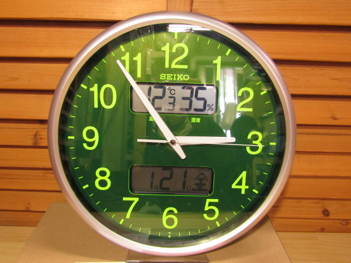 Y 952 SEIKO セイコー KX235H 電波時計 壁掛け時計 カレンダー 温度 