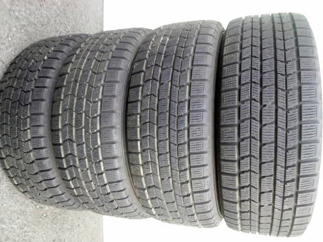 バリ山スタッドレス 215/55R17 DUNLOP DSX-2ダンロップ 4本 RB RCオデッセイストリームヴェゼルカムリティアナザビートルクラウンジューク_画像1