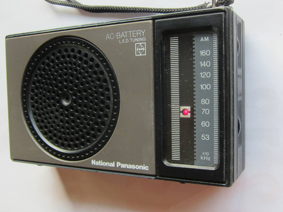 National Panasonic 昭和レトロ AMラジオ R-143 新電池付 内部 National Panasonic 昭和レトロ AMラジオ R-143 新電池付 内部