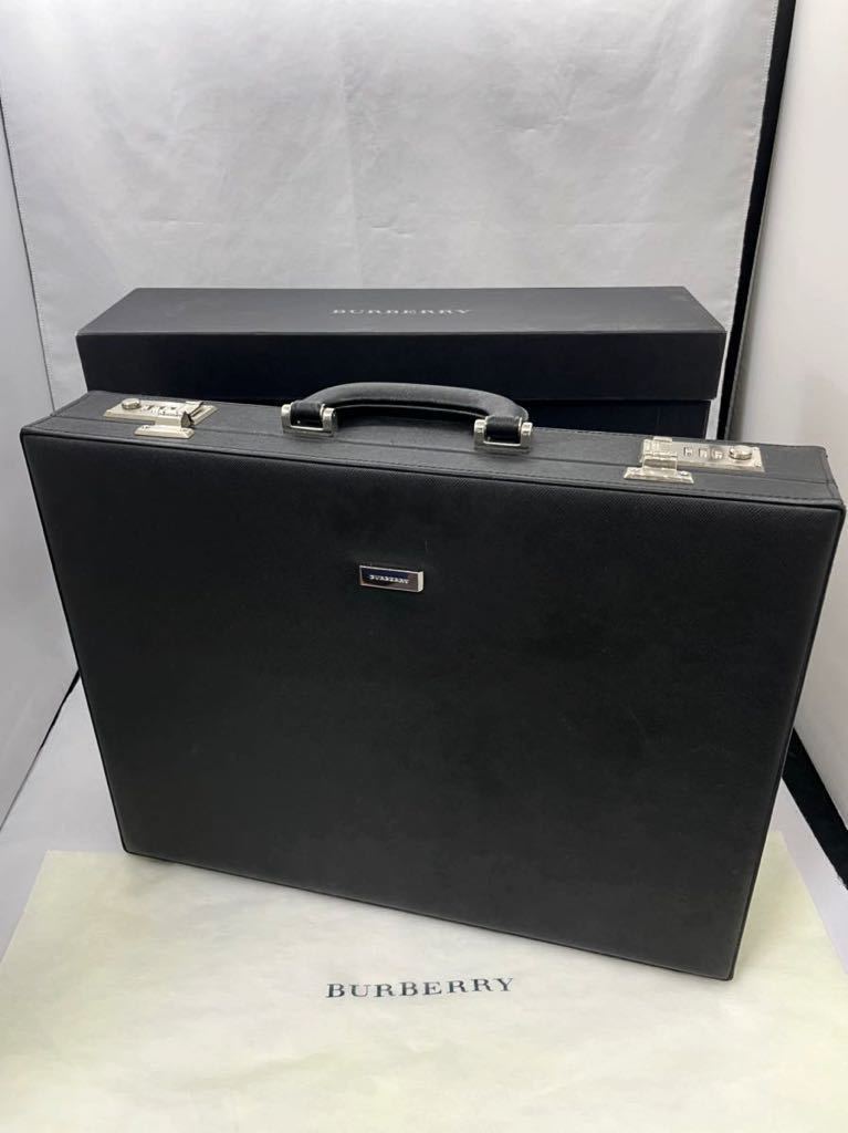 バーバリー アタッシュケース ブラック 極美品 メンズ ビジネスバック ダレスバック BURBERRY ブリーフケース ハンドバッグ