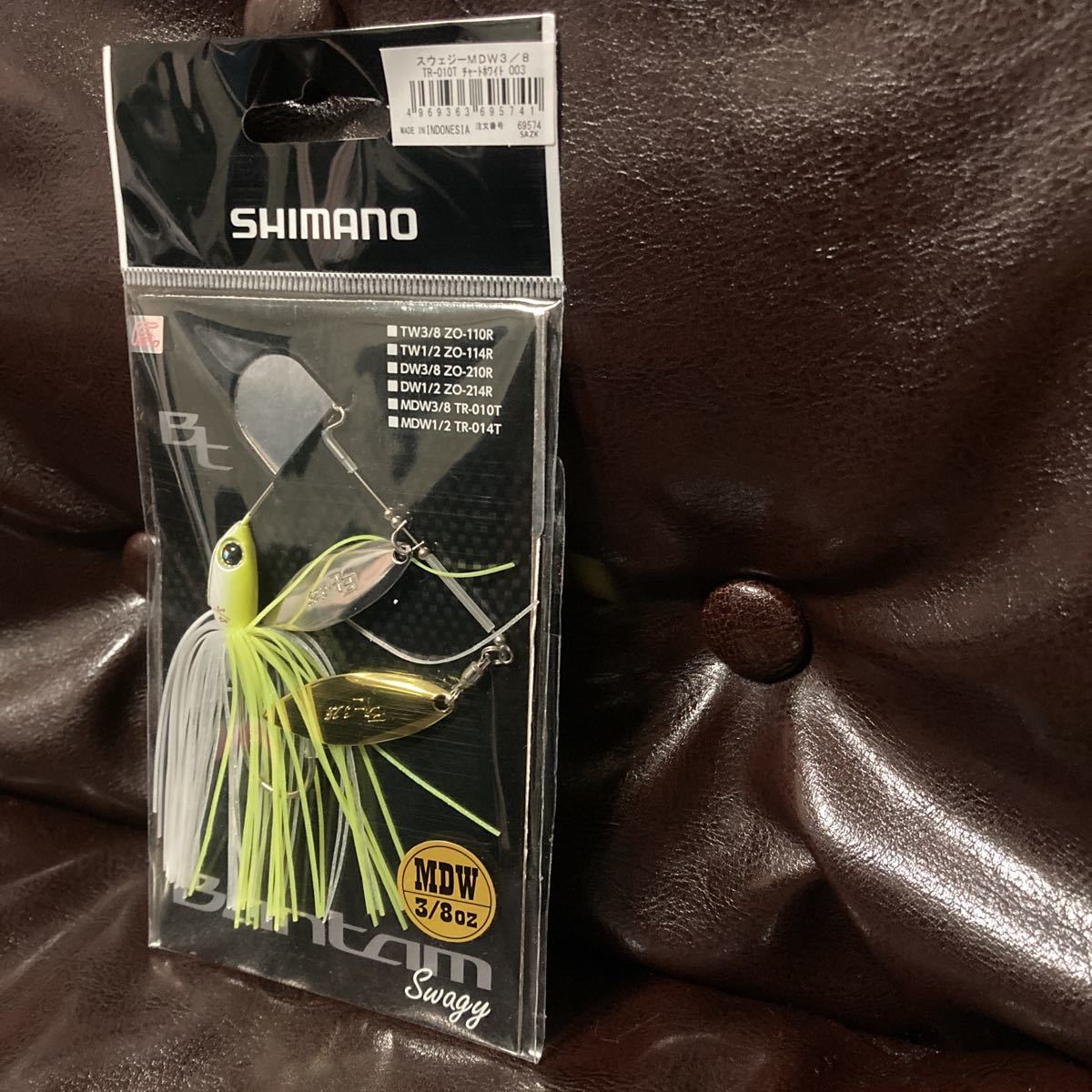 MDW3/8オンス バンタム スウェジー 新品 チャートホワイト シマノ バス BASS スピナーベイト SHIMANO_画像3