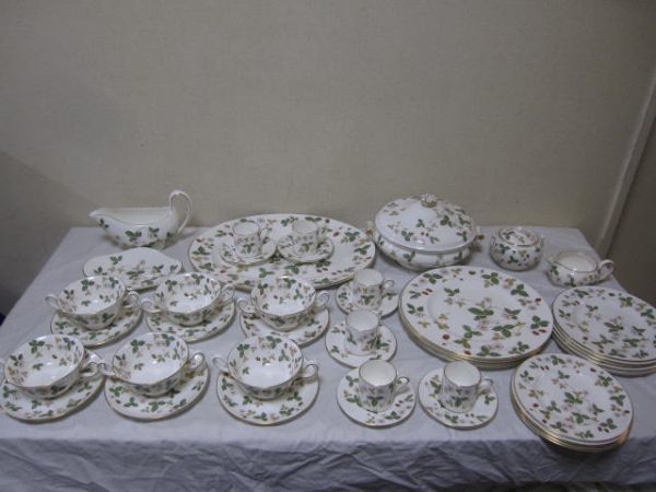超豪華 大量 WEDGEWOOD WILD STRAWBERRY ウエッジウッド ワイルド