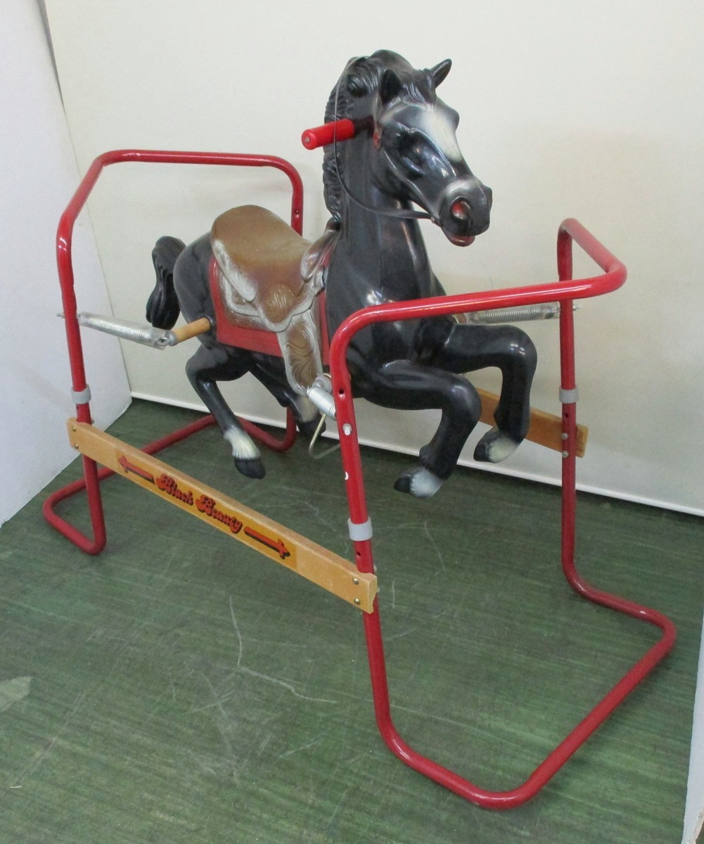 ★ 86118 馬遊具 BLACK BEAYTY 子供用 遊具 木馬(樹脂） 木枠欠け有 W128 x D61 x H104cm 個人宅配送 ★*