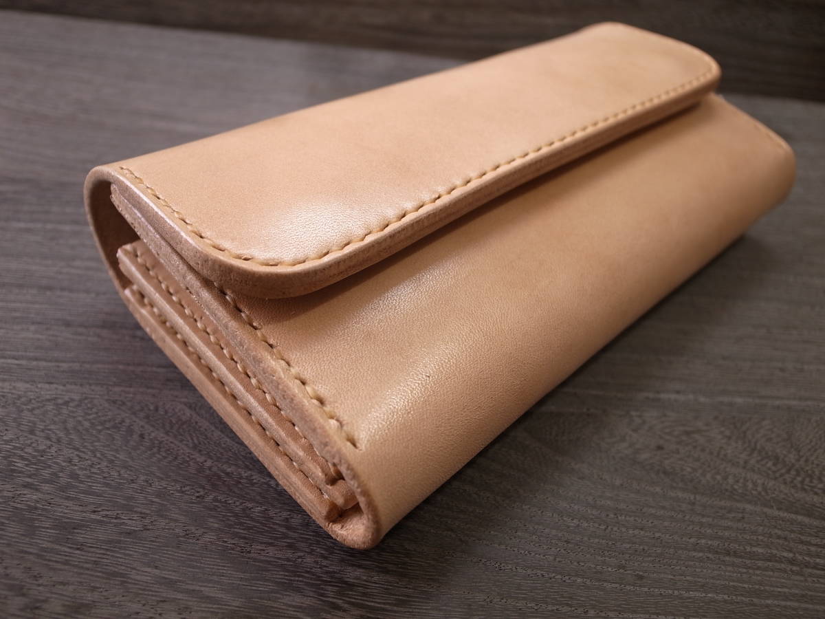 あなたにおすすめの商品 ロングウォレット 長財布 型押し革、栃木サドルレザー レザークラフト☆総手縫い☆ - 財布(男性用)