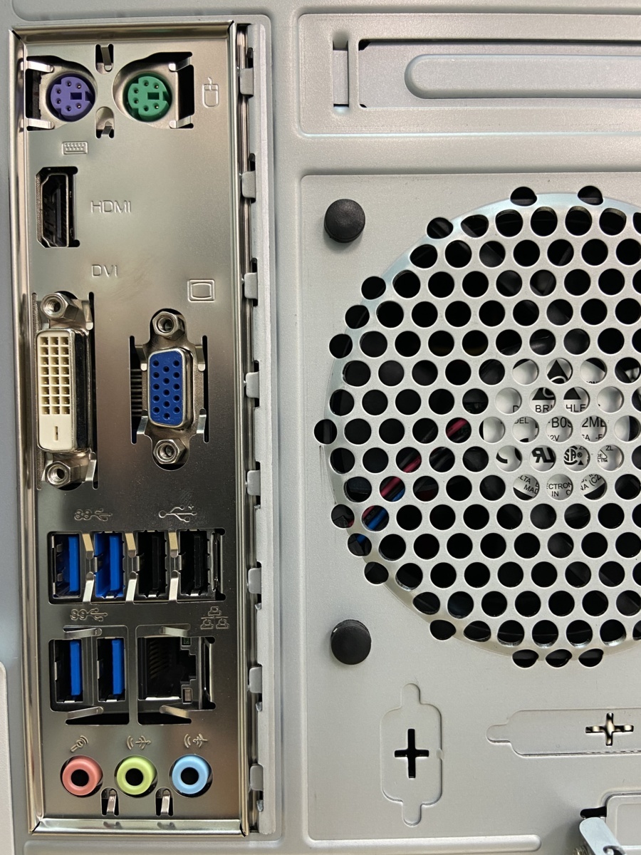ゲーミングPC 第6世代 EPSON Endeavor MR8000 Core i7 6700 3.4 ゲーミングPC 第6世代 EPSON Endeavor MR8000 Core i7 6700 3.4