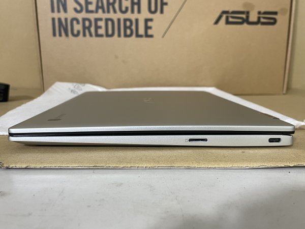 220123122 ASUS C434TA-AI0095 chromebook INTEL M3-8100Y/BGA HDD