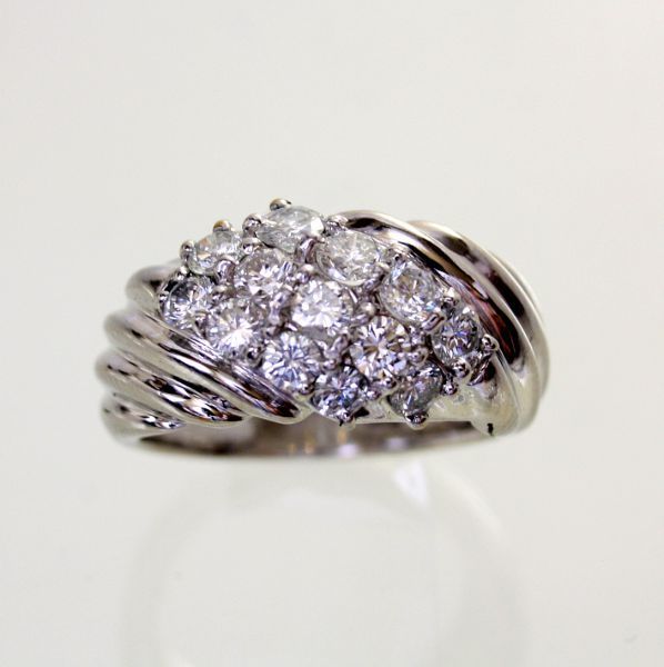 ◎中古美品◎プラチナ　ダイヤ　1.02ｃｔ　リング　11号