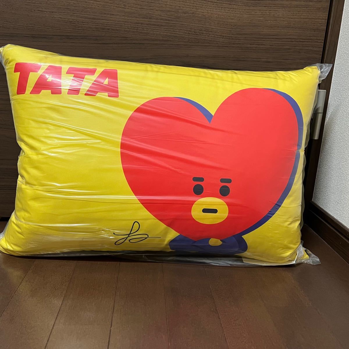 新品未開封 BT21 TATA 枕 クッション