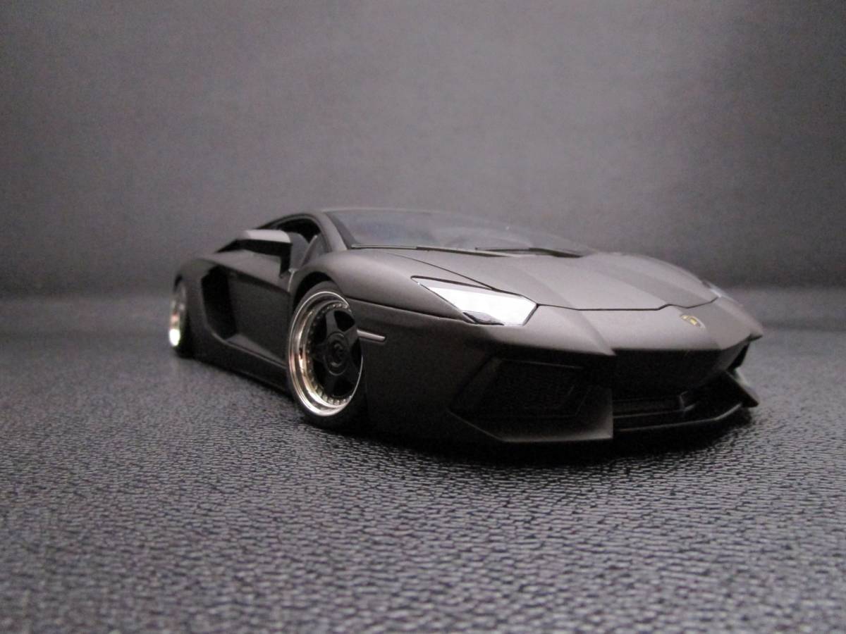 1/18 ランボルギーニ アヴェンタドール Lamborghini LP700-4 1/18 ランボルギーニ アヴェンタドール Lamborghini LP700-4