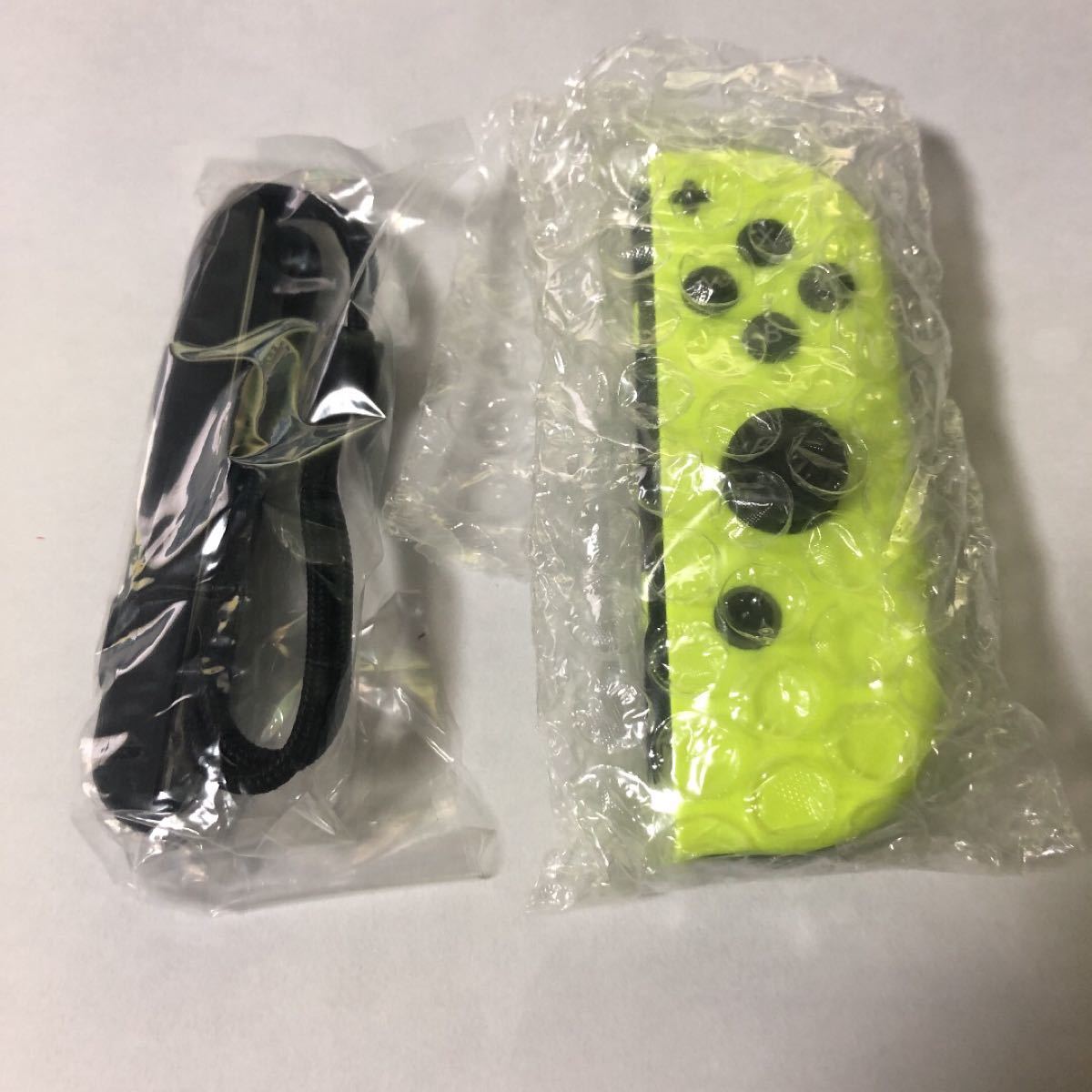 Joy-Con(R) ネオンイエロー  任天堂　ジョイコン