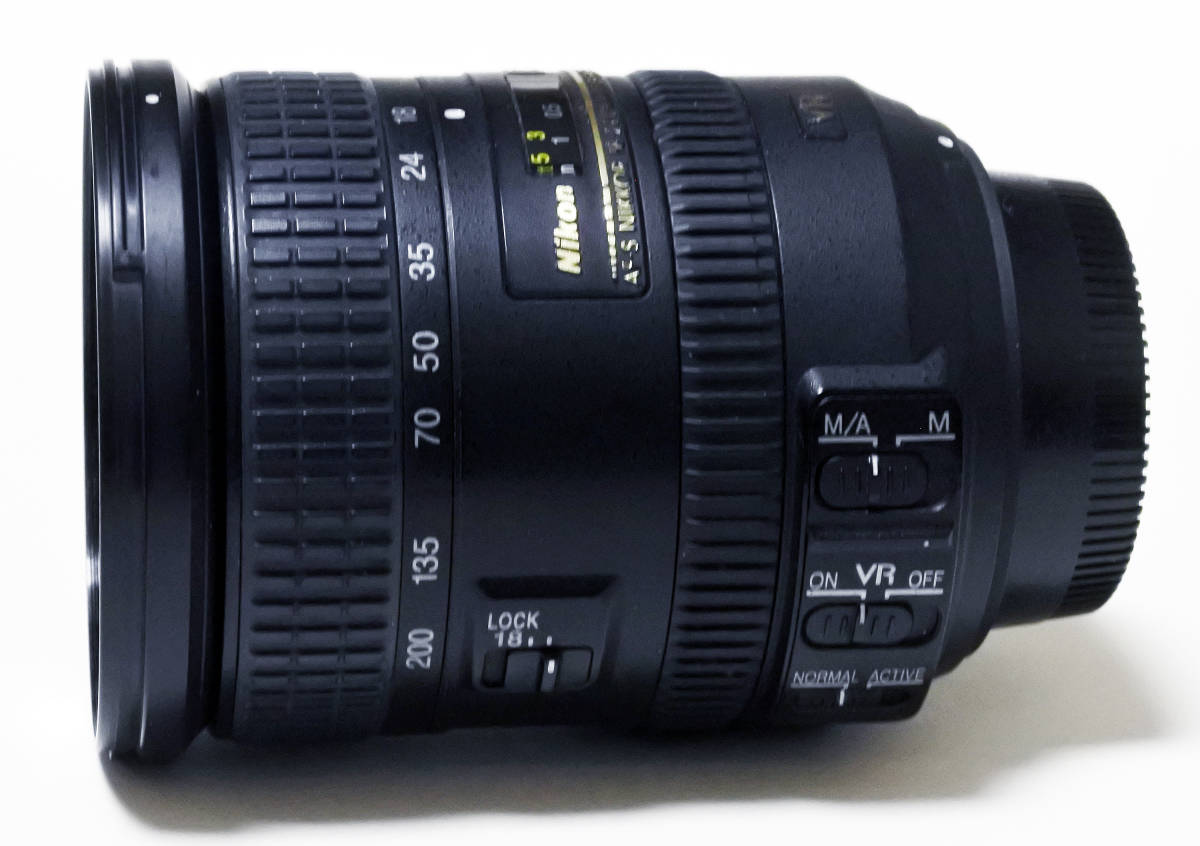 ● NIKON Fマウントレンズ：NIKON AF-S DX NIKKOR 18-200mm F3.5-5.6G ED VRⅡ・完動良品（収納袋ポーチ付き）_画像2