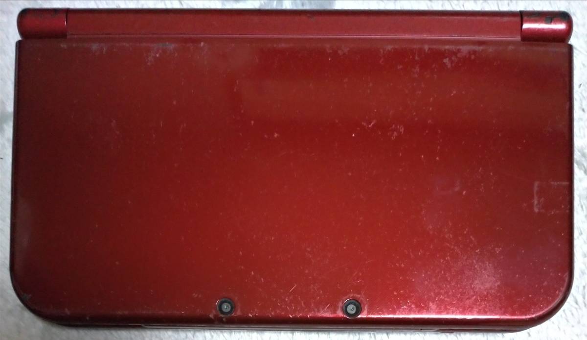 NEW NINTENDO 3DS LL NEWニンテンドー3DS LL メタリックレッド 中古品 上下画面傷なし 塗装落ち 使用感有り SDカード（4GB）付き 送料無料