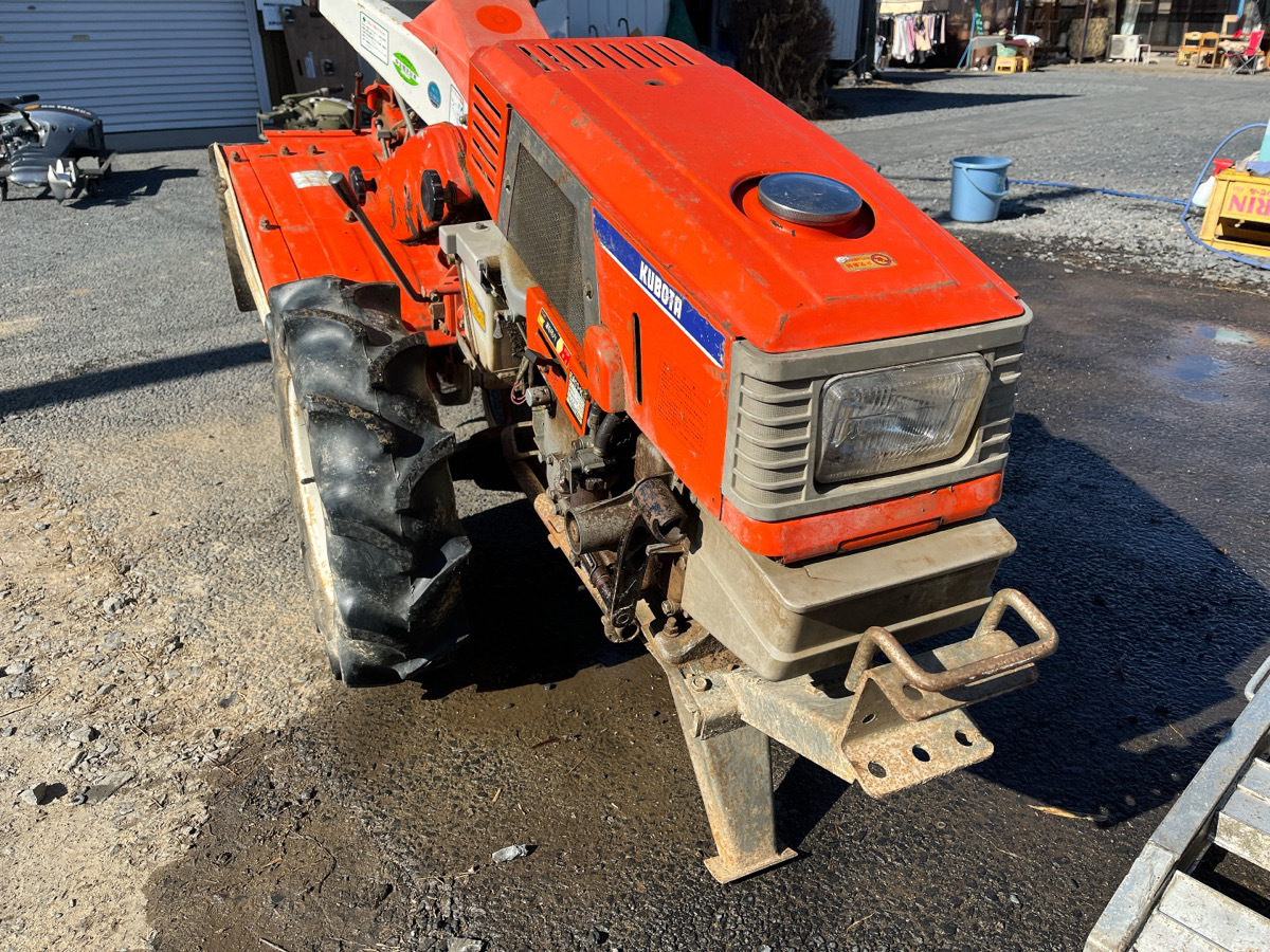 動作OK kubota クボタ 耕運機 K1-85 , ディーゼルエンジン EA11 動作OK kubota クボタ 耕運機 K1-85 , ディーゼルエンジン EA11