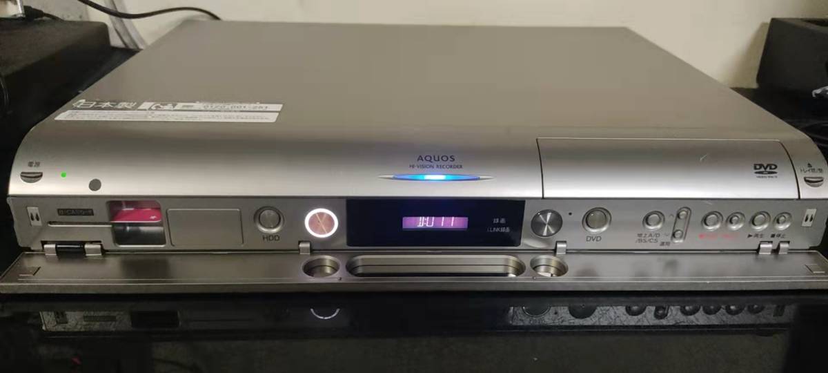 SHARP AQUOS DV-AC72 DVDレコーダー ★ B-CASカード 地デジ/BS/CS ダビング10対応、完動品 動作保証 ★ リモコン付属なし_画像3