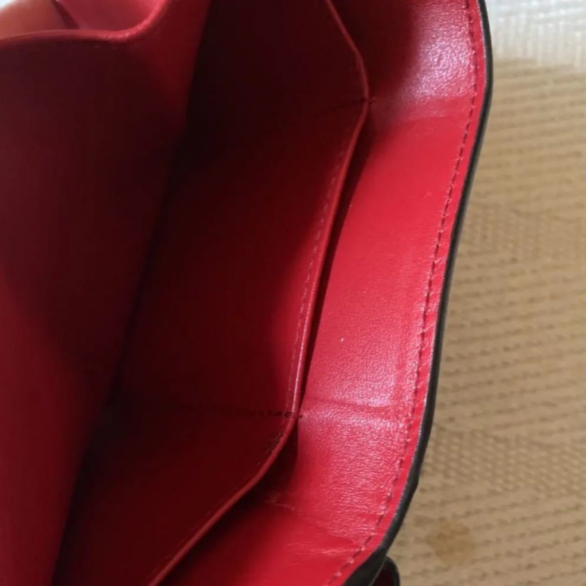 PRADA 三つ折り財布 VITELLO MOVE LOVE ハート