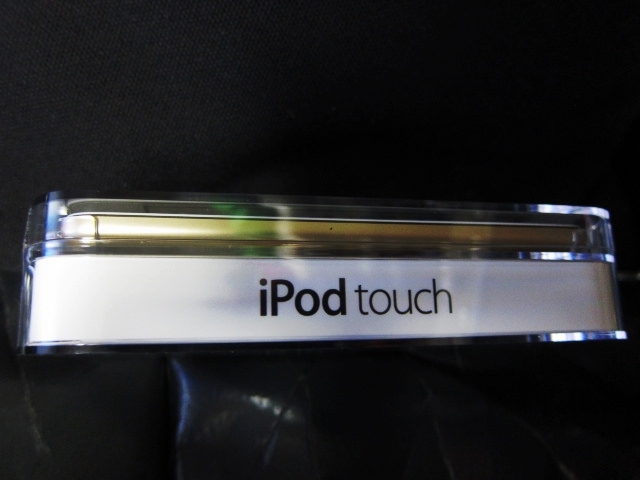 新品未開封！希少！アップル！Apple！iPod touch！MKWM2J/A！128GB！ゴールド！送料無料！即決です_画像3