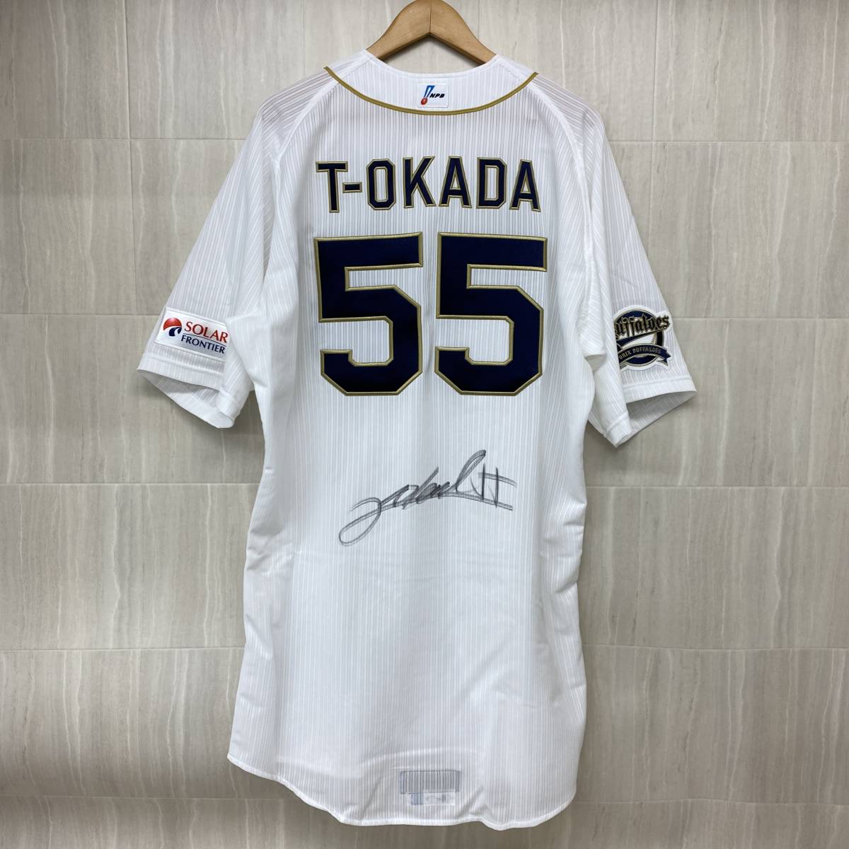Yahoo!オークション - オリックス・バファローズ ユニフォーム Tー岡田 Yahoo!オークション - オリックス・バファローズ ユニフォーム Tー岡田