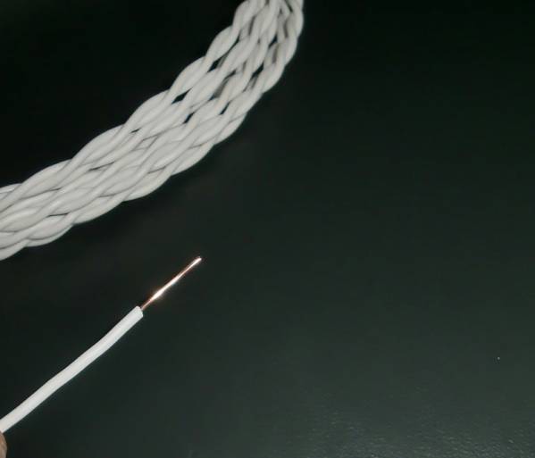 □噂のスピーカーケーブル□高純度銅のツイスト単線□5mペア □噂のスピーカーケーブル□高純度銅のツイスト単線□5mペア