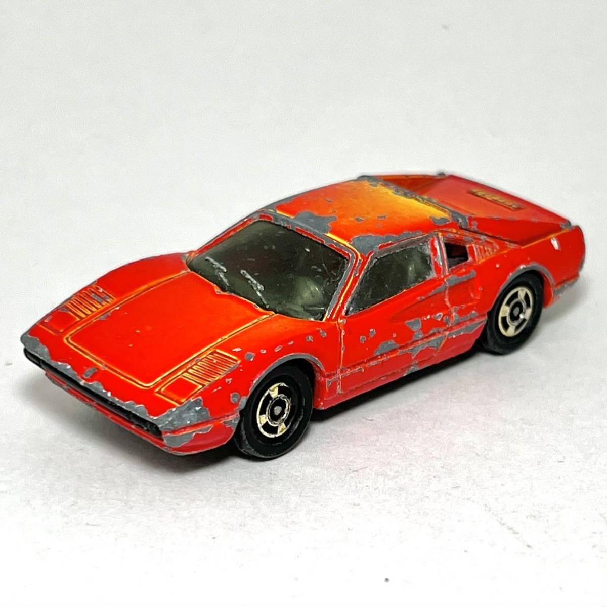 Yahoo!オークション - 【日本製トミカ】 フェラーリ 308GTB (赤 Yahoo!オークション - 【日本製トミカ】 フェラーリ 308GTB (赤