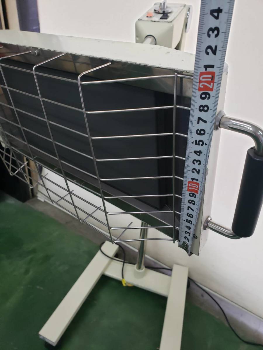 (3041) Sera Piaa CERAPIA 300 infra-red rays therapia machine physics therapeutics device . temperature . used operation goods receipt possible Osaka 